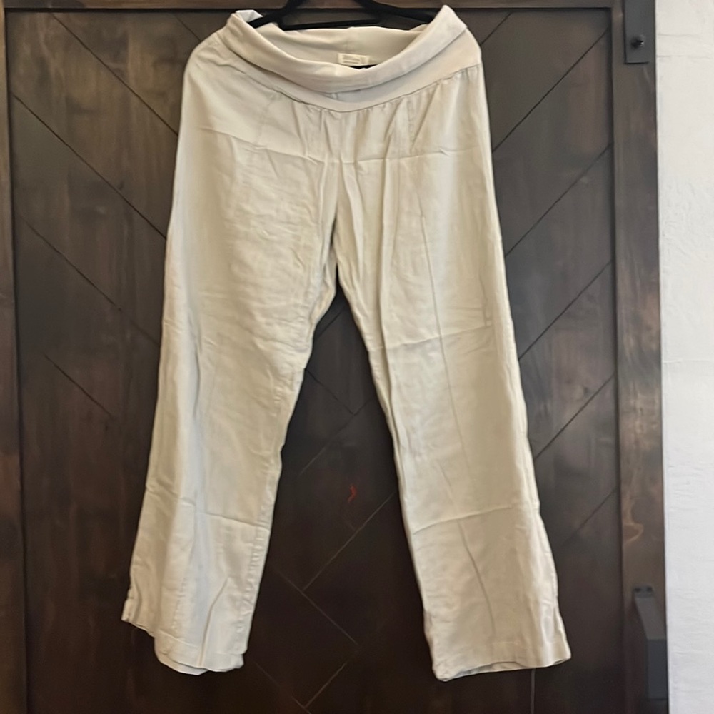 Just living large linen pant.